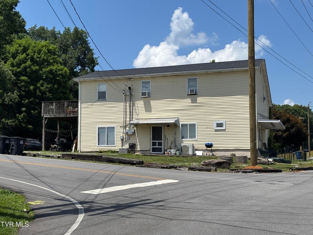 253 Harr Town Road, Blountville, TN 37617