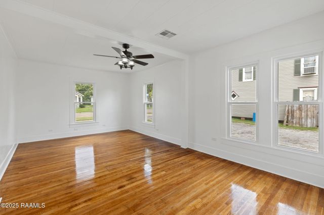 219 Clara Street, Jennings, LA 70546