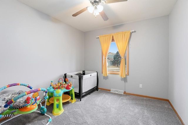 402 St Francis Court, Cross Plains, WI 53528