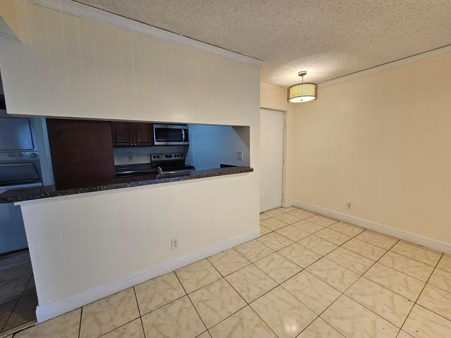 5686 Rock Island Road 126, Tamarac, FL 33319