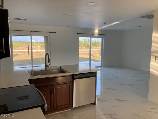 142 Plantation DR, Labelle, FL 33935