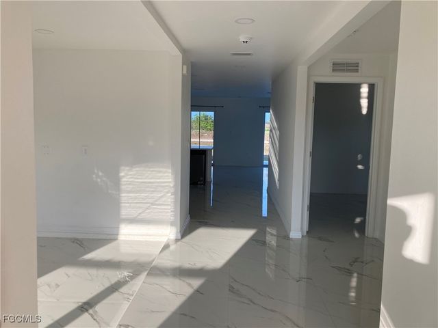 142 Plantation DR, Labelle, FL 33935