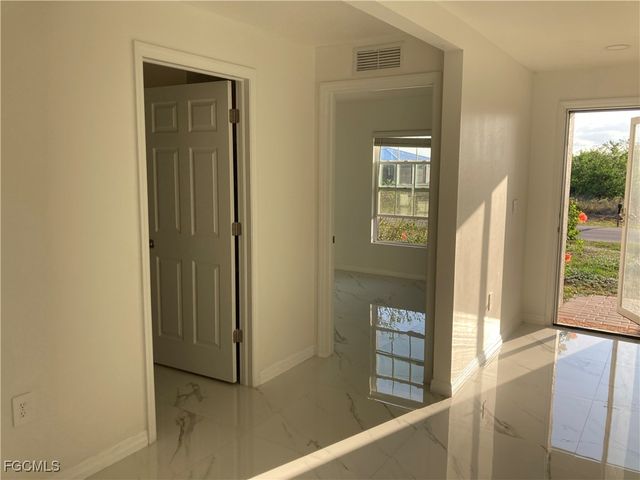 142 Plantation DR, Labelle, FL 33935