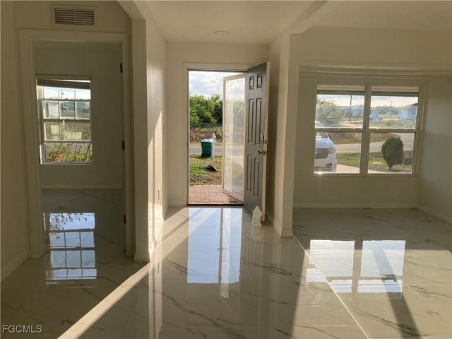 142 Plantation DR, Labelle, FL 33935