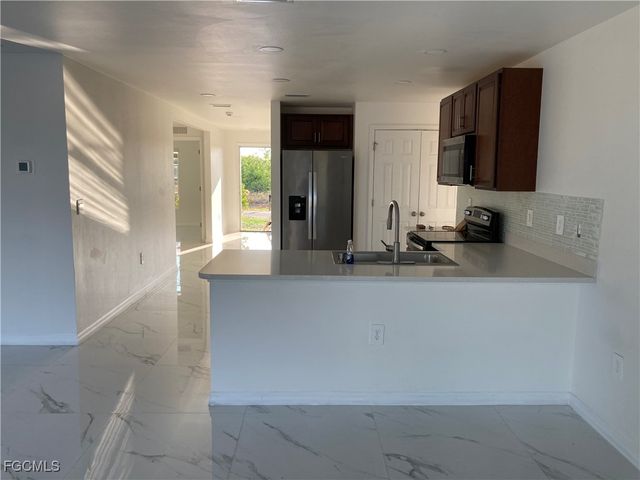 142 Plantation DR, Labelle, FL 33935