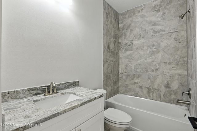 645 Parrotfish Street SW, Palm Bay, FL 32908