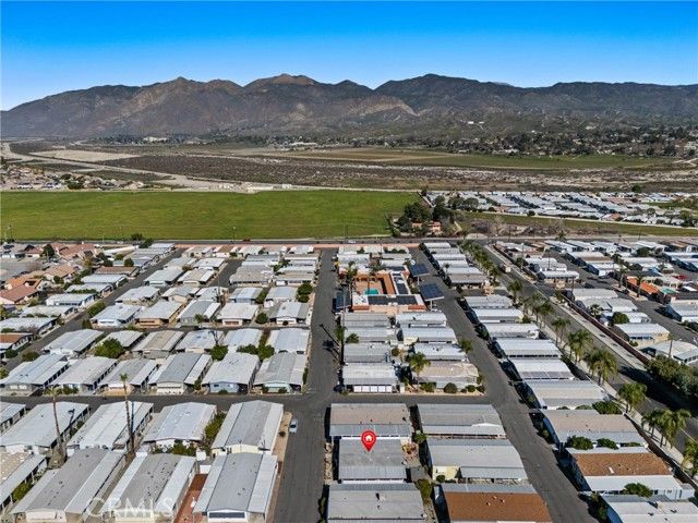 881 N Lake Street 280, Hemet, CA 92544