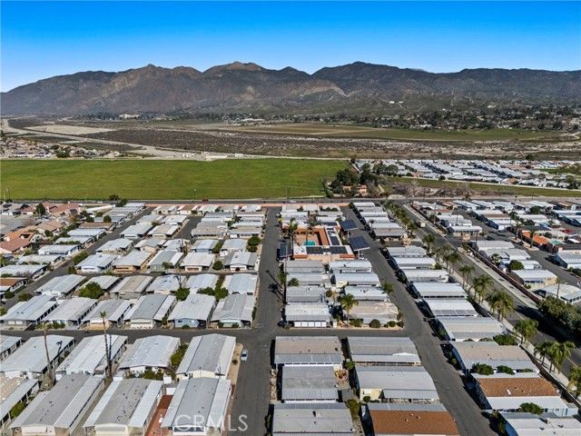 881 N Lake Street 280, Hemet, CA 92544