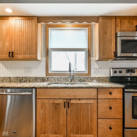 1140 S 600 E, Greenfield, IN 46140