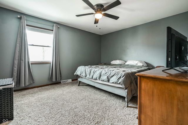 1140 S 600 E, Greenfield, IN 46140