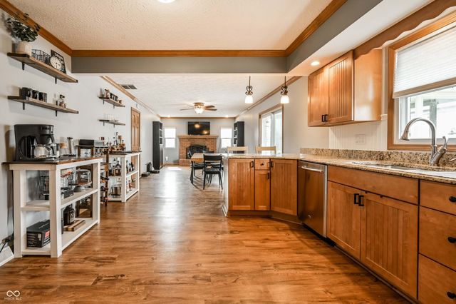 1140 S 600 E, Greenfield, IN 46140