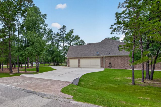 12011 Oak Crest Court, Conroe, TX 77385