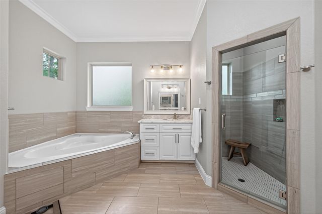 12011 Oak Crest Court, Conroe, TX 77385