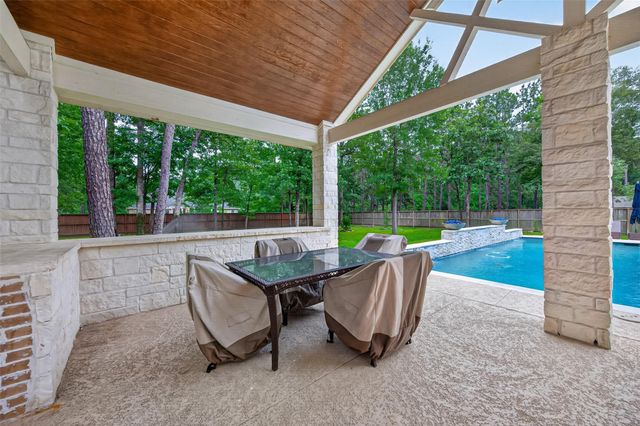 12011 Oak Crest Court, Conroe, TX 77385