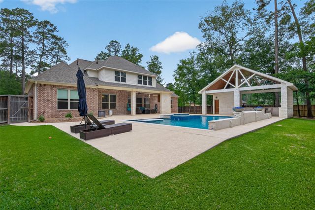 12011 Oak Crest Court, Conroe, TX 77385