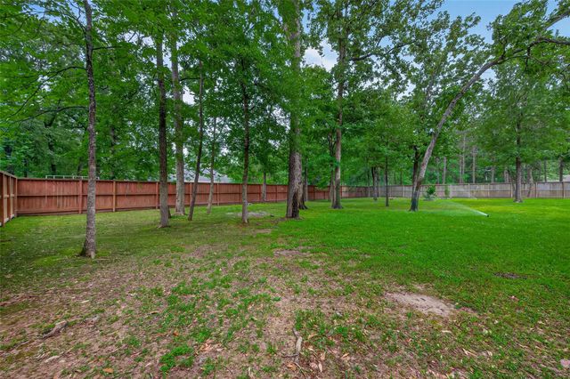12011 Oak Crest Court, Conroe, TX 77385