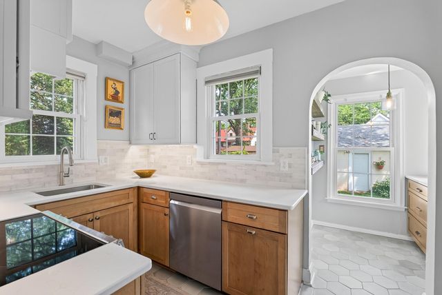 5329 Penn Avenue S, Minneapolis, MN 55419