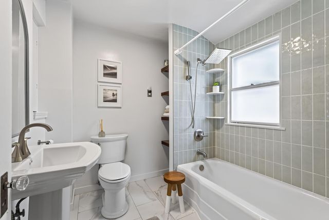 5329 Penn Avenue S, Minneapolis, MN 55419