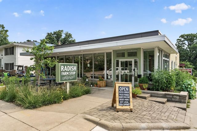 5329 Penn Avenue S, Minneapolis, MN 55419