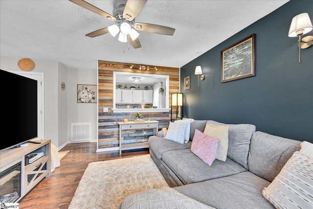 306 Corkwood Drive, Simpsonville, SC 29680