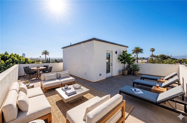 2938 S Sycamore Avenue 4, Los Angeles, CA 90016