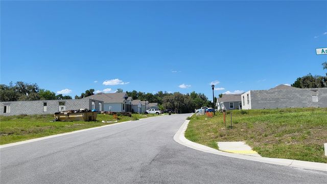 605 ARIA DR., Lakeland, FL 33813