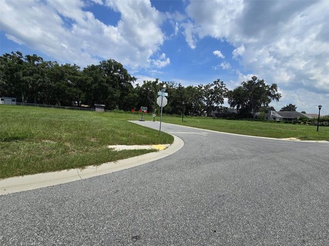 605 ARIA DR., Lakeland, FL 33813