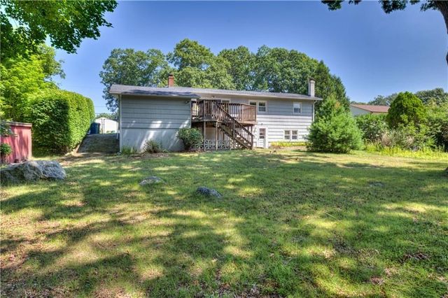 16 Superior St, Warwick, RI 02886