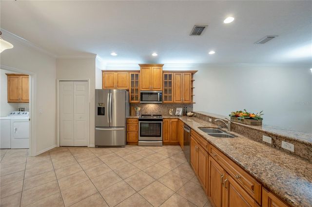 9719 TAYLOR ROSE LANE, Seminole, FL 33777
