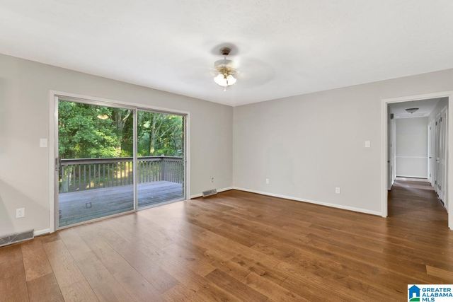 6420 WHITE COURT, Bessemer, AL 35023