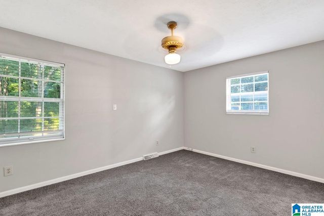 6420 WHITE COURT, Bessemer, AL 35023
