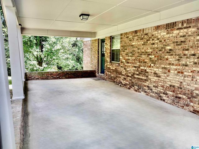 6420 WHITE COURT, Bessemer, AL 35023