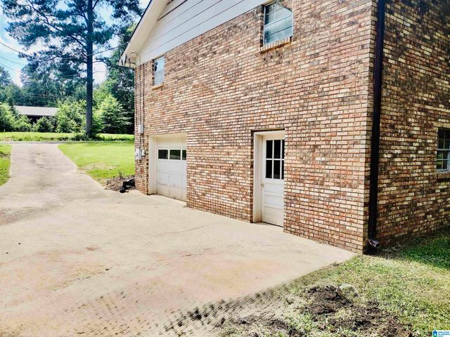 6420 WHITE COURT, Bessemer, AL 35023