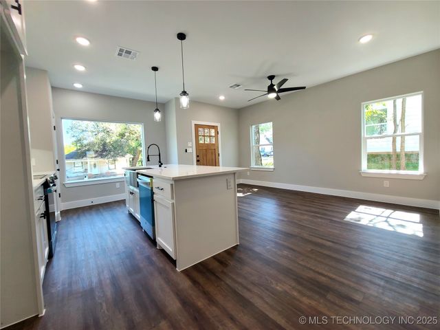 513 NE 5th Avenue, Durant, OK 74701