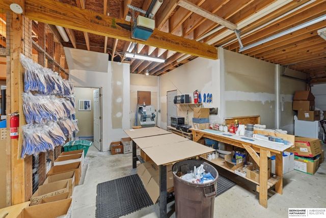 1941 K Street, Lincoln, NE 68510