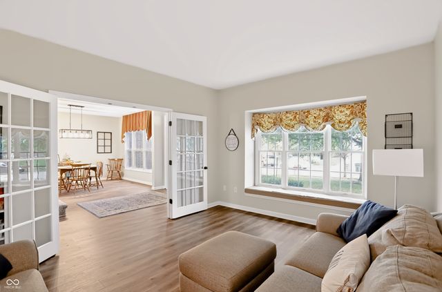 7253 Shag Oak Drive, Noblesville, IN 46062