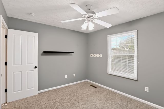 7253 Shag Oak Drive, Noblesville, IN 46062