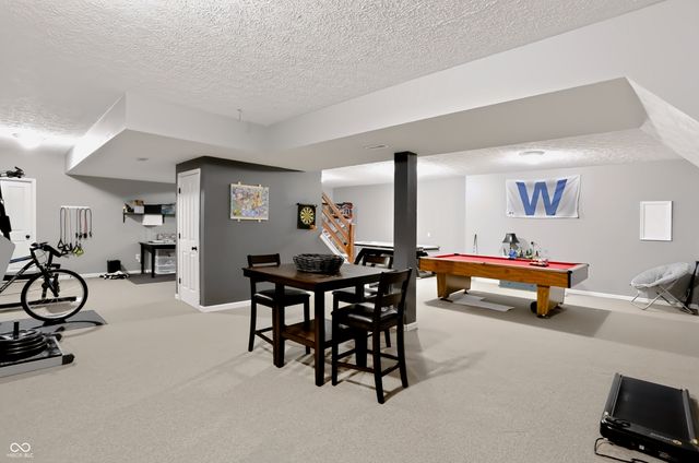 7253 Shag Oak Drive, Noblesville, IN 46062