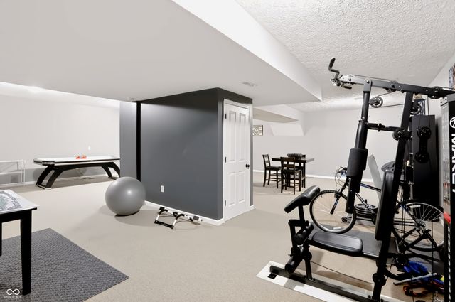 7253 Shag Oak Drive, Noblesville, IN 46062