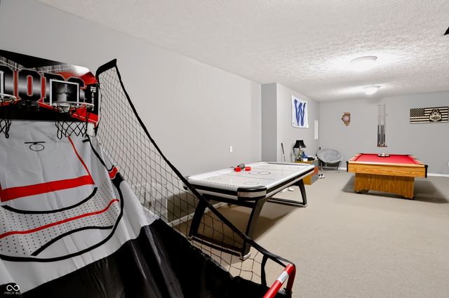 7253 Shag Oak Drive, Noblesville, IN 46062
