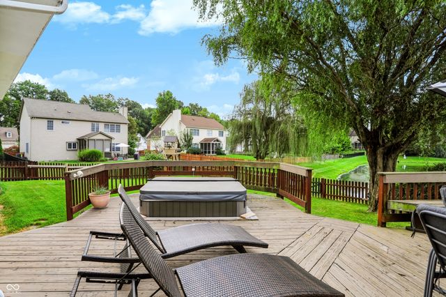 7253 Shag Oak Drive, Noblesville, IN 46062