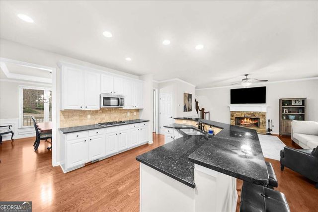 7227 Lake Sterling Boulevard, Flowery Branch, GA 30542