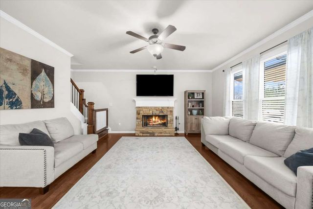 7227 Lake Sterling Boulevard, Flowery Branch, GA 30542