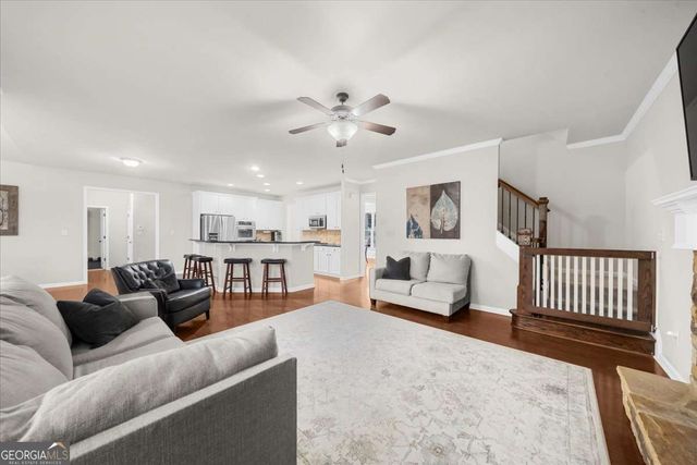 7227 Lake Sterling Boulevard, Flowery Branch, GA 30542