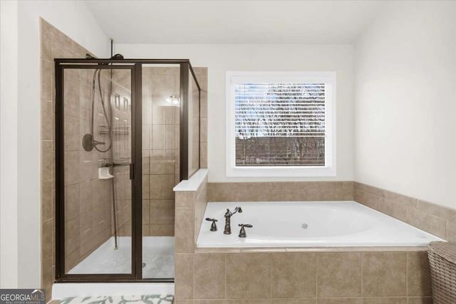 7227 Lake Sterling Boulevard, Flowery Branch, GA 30542