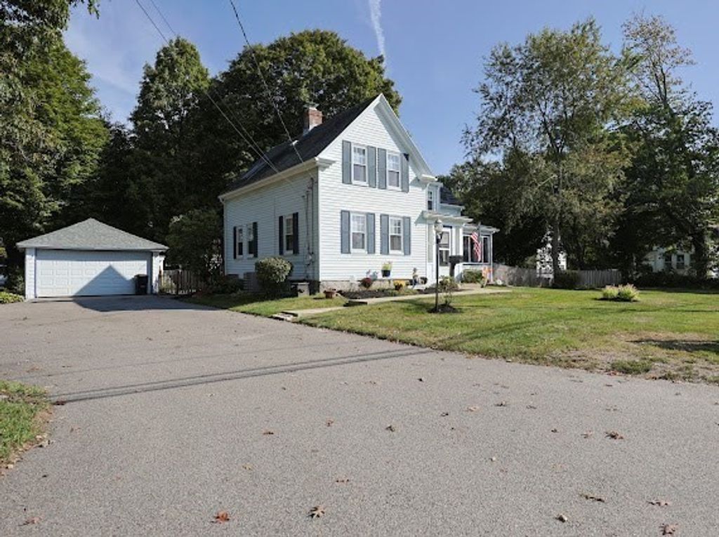 310 Lincoln St, Stoughton, MA 02072
