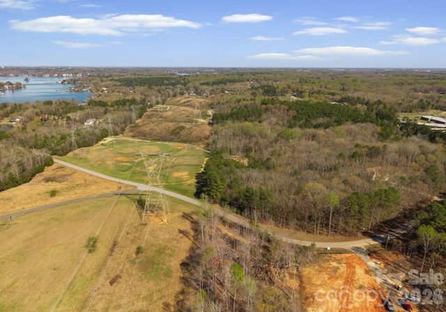 1348 Foxridge Road, Rock Hill, SC 29732