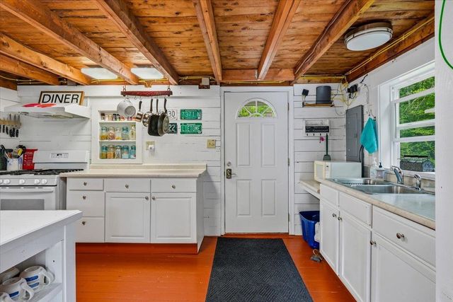 3302 Pond Road, Fletcher, VT 05444