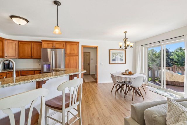4610 Secret Garden Drive, Mcfarland, WI 53558