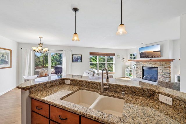 4610 Secret Garden Drive, Mcfarland, WI 53558